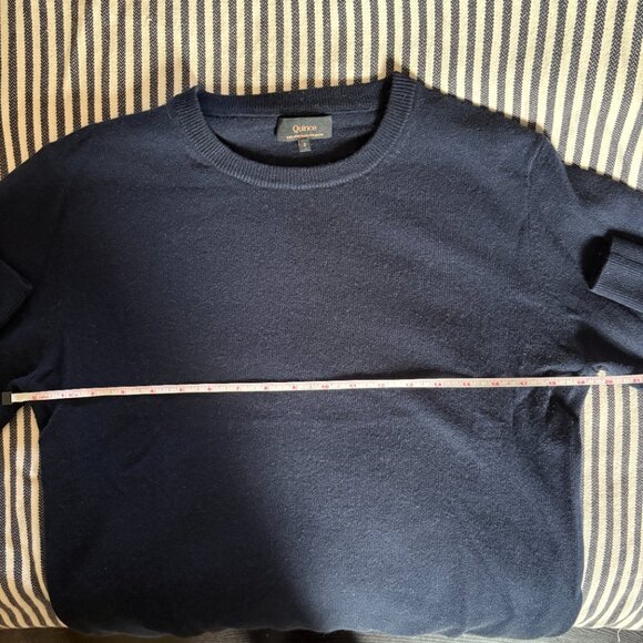 Quince Mongolian Cashmere Crewneck - Picture 3 of 4